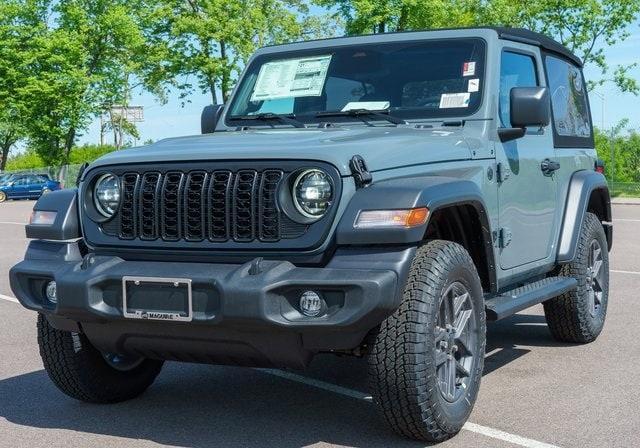 new 2025 Jeep Wrangler car, priced at $42,915