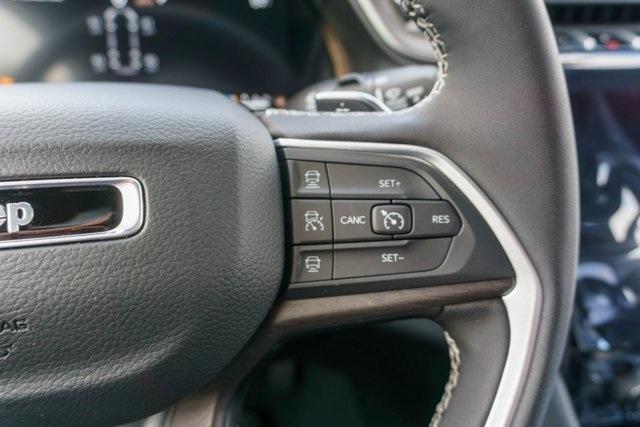 new 2025 Jeep Grand Cherokee L car, priced at $43,999