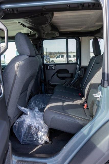 new 2025 Jeep Wrangler car, priced at $48,141