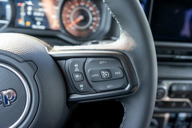 new 2025 Jeep Wrangler car, priced at $48,141