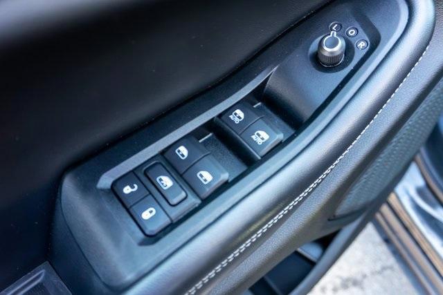 used 2023 Jeep Grand Cherokee car, priced at $30,999