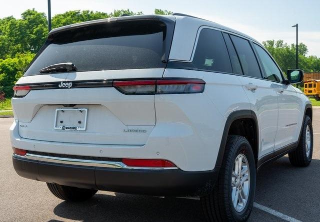 new 2025 Jeep Grand Cherokee car, priced at $40,143