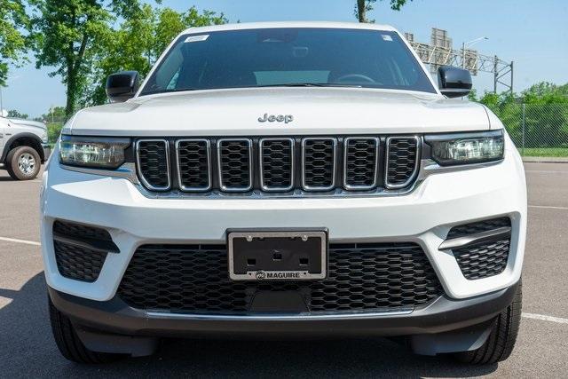 new 2025 Jeep Grand Cherokee car, priced at $40,143