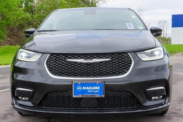 used 2023 Chrysler Pacifica car, priced at $23,999