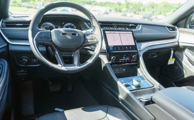 new 2025 Jeep Grand Cherokee L car, priced at $44,577
