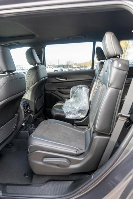 new 2025 Jeep Grand Cherokee L car, priced at $43,499