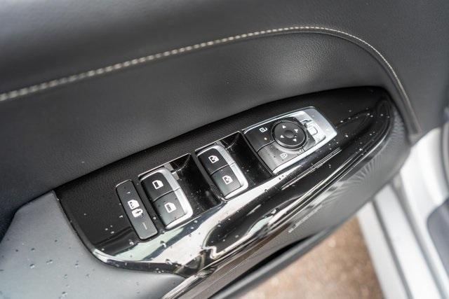 used 2025 Kia K5 car, priced at $28,000