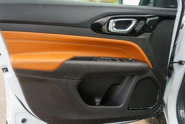 new 2025 Jeep Compass car, priced at $32,323