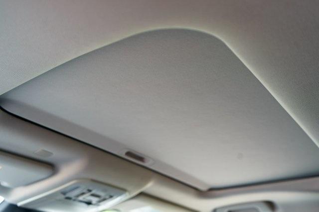 used 2022 Toyota Highlander car, priced at $34,799