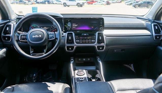 used 2022 Kia Sorento Hybrid car, priced at $26,000