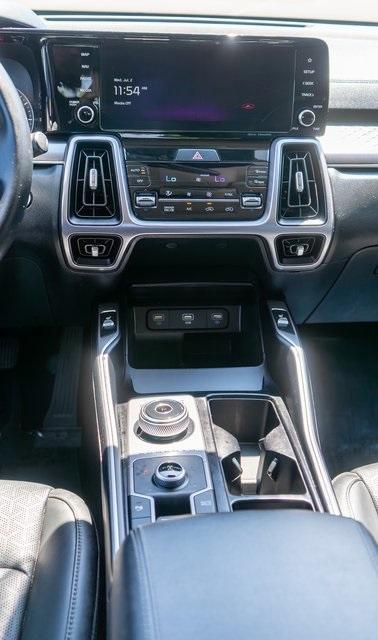 used 2022 Kia Sorento Hybrid car, priced at $26,000