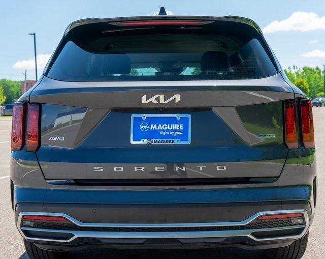 used 2022 Kia Sorento Hybrid car, priced at $26,000