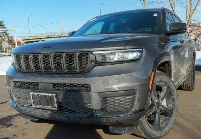 new 2025 Jeep Grand Cherokee L car, priced at $43,999