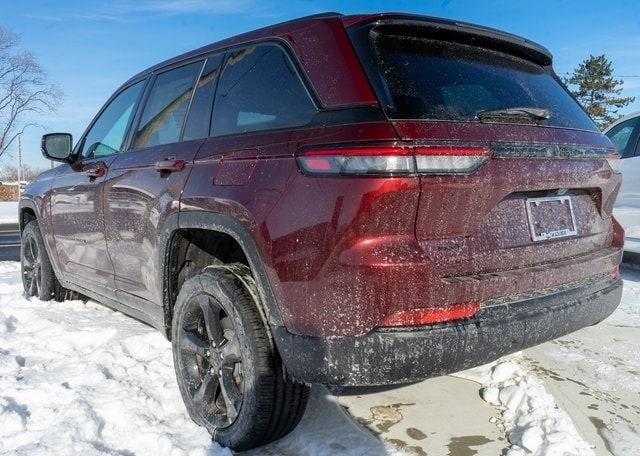 new 2025 Jeep Grand Cherokee car, priced at $42,499