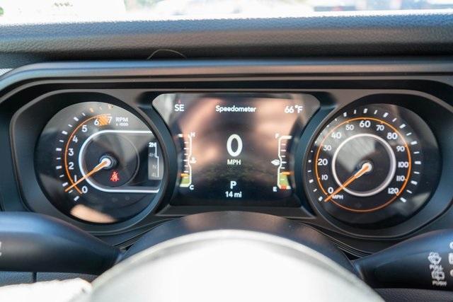 new 2025 Jeep Wrangler car, priced at $47,195
