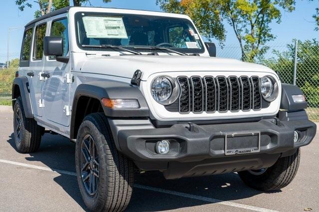 new 2025 Jeep Wrangler car, priced at $47,195