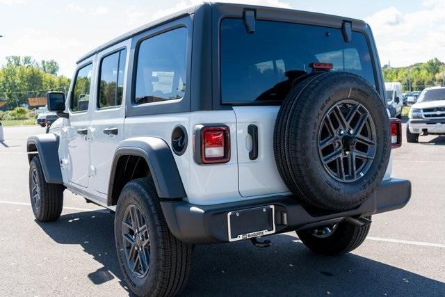 new 2025 Jeep Wrangler car, priced at $47,195