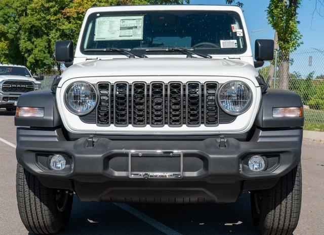 new 2025 Jeep Wrangler car, priced at $47,195