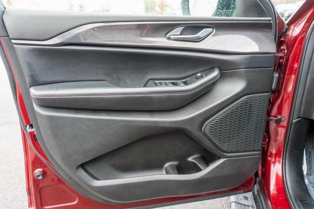 used 2023 Jeep Grand Cherokee L car, priced at $28,999