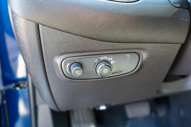 used 2022 Chevrolet Equinox car, priced at $23,999