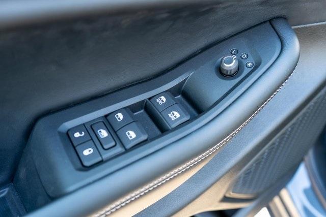 new 2025 Jeep Grand Cherokee car, priced at $39,249