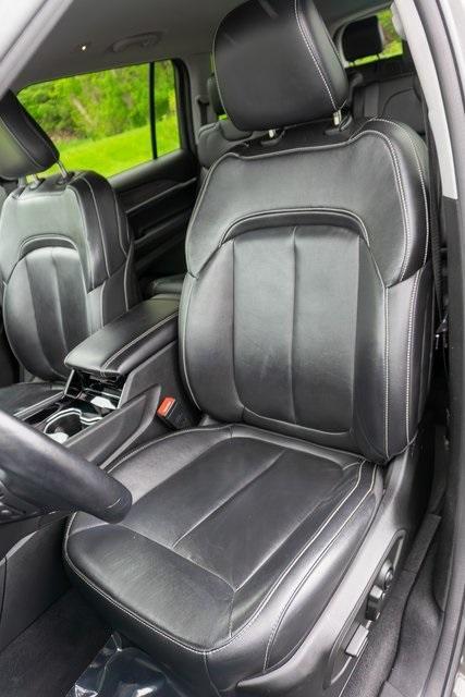 used 2022 Jeep Grand Cherokee L car, priced at $30,999