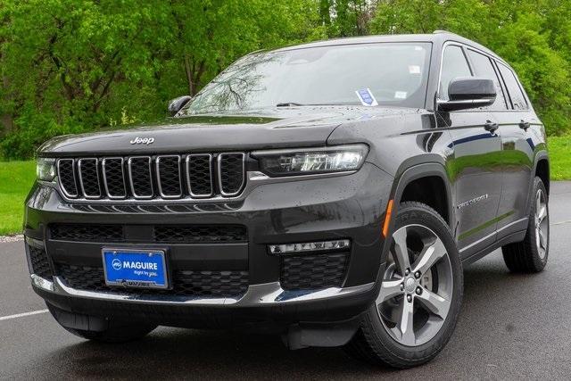 used 2022 Jeep Grand Cherokee L car, priced at $30,999