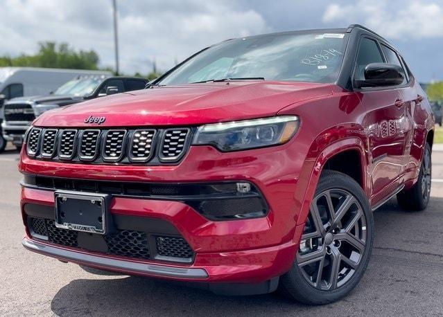 new 2024 Jeep Compass car, priced at $27,729