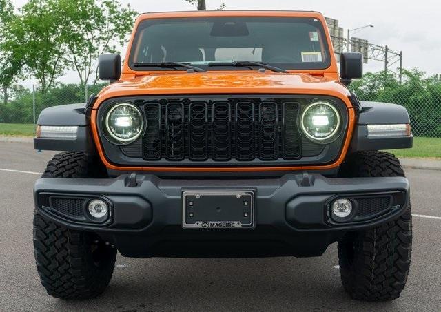 new 2025 Jeep Wrangler car, priced at $42,587