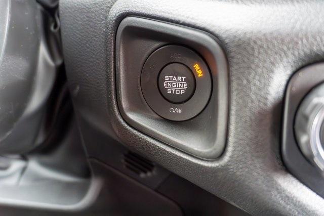 new 2025 Jeep Wrangler car, priced at $42,587