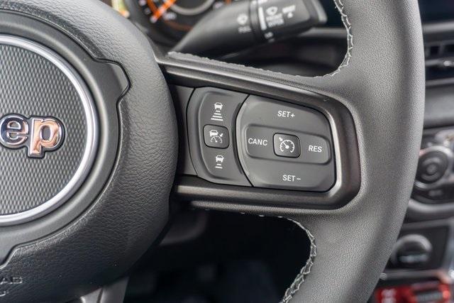 new 2025 Jeep Wrangler car, priced at $42,587