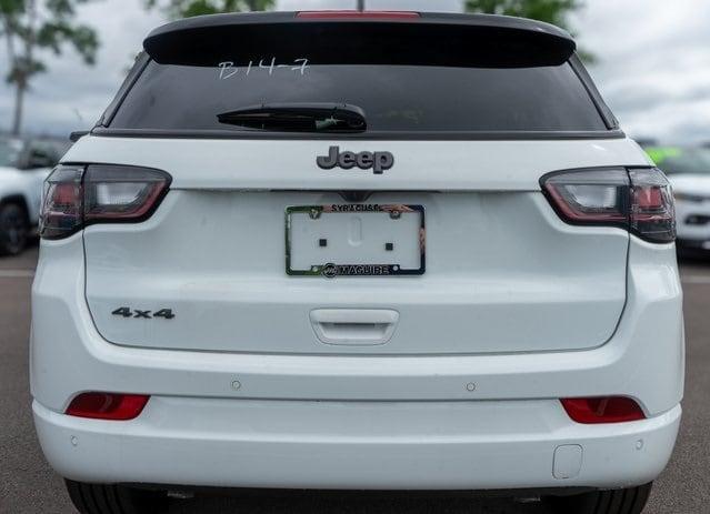 new 2024 Jeep Compass car, priced at $27,999