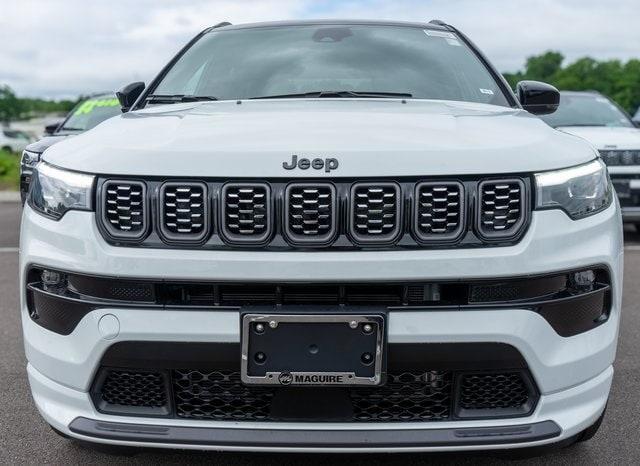 new 2024 Jeep Compass car, priced at $27,999