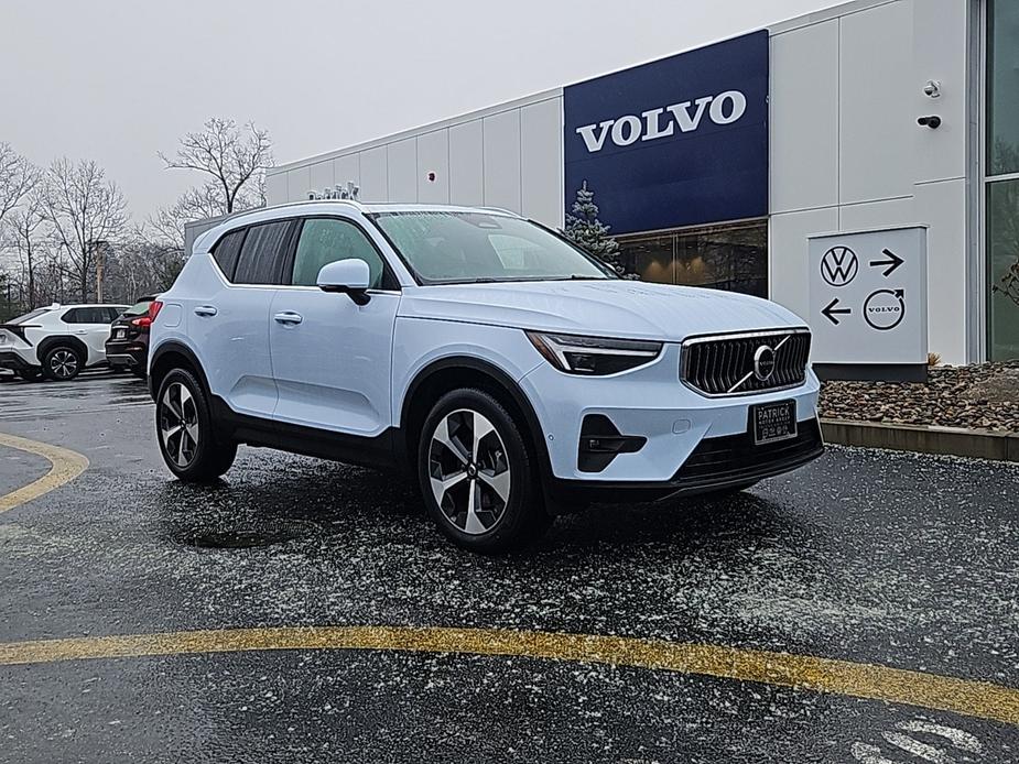 used 2024 Volvo XC40 car, priced at $35,503