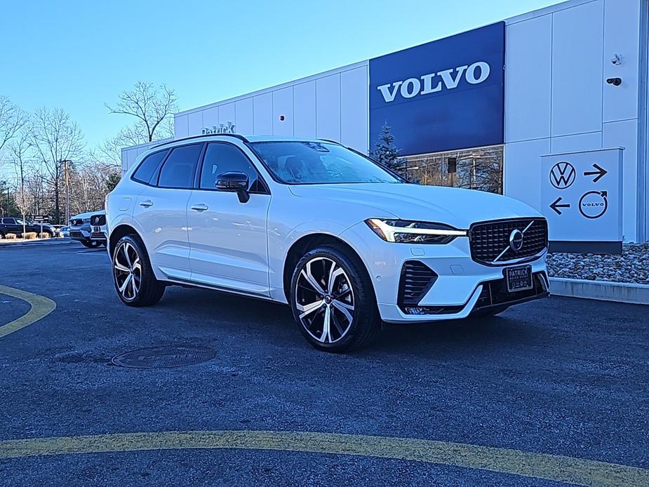 used 2022 Volvo XC60 car, priced at $37,787