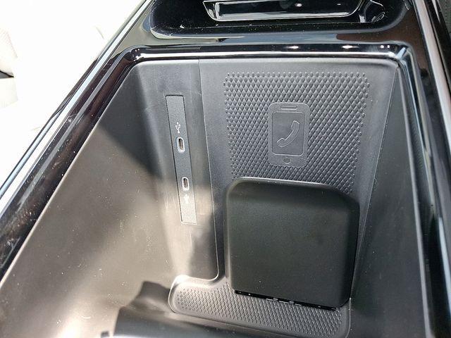 new 2025 Volkswagen ID.4 car, priced at $45,740