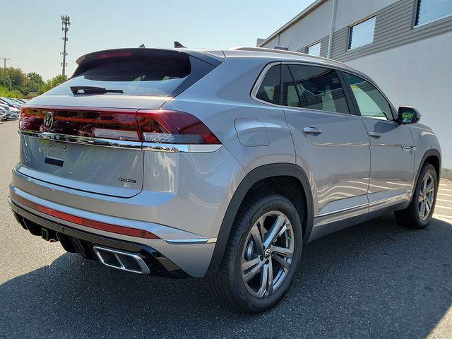 new 2024 Volkswagen Atlas Cross Sport car, priced at $45,191