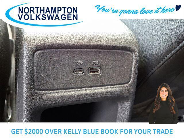 used 2025 Chevrolet Trax car, priced at $25,280
