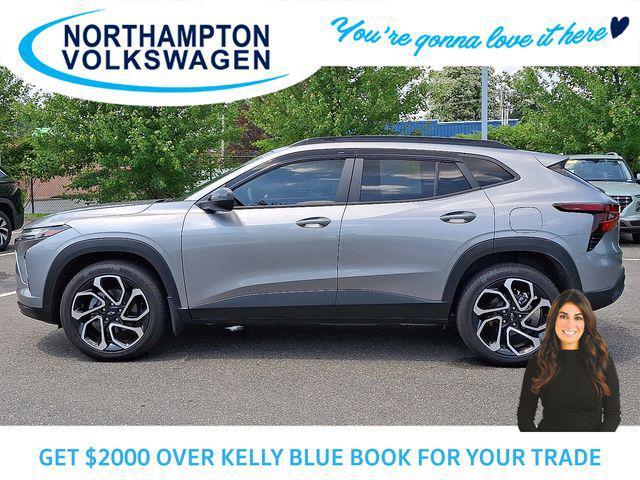 used 2025 Chevrolet Trax car, priced at $25,280