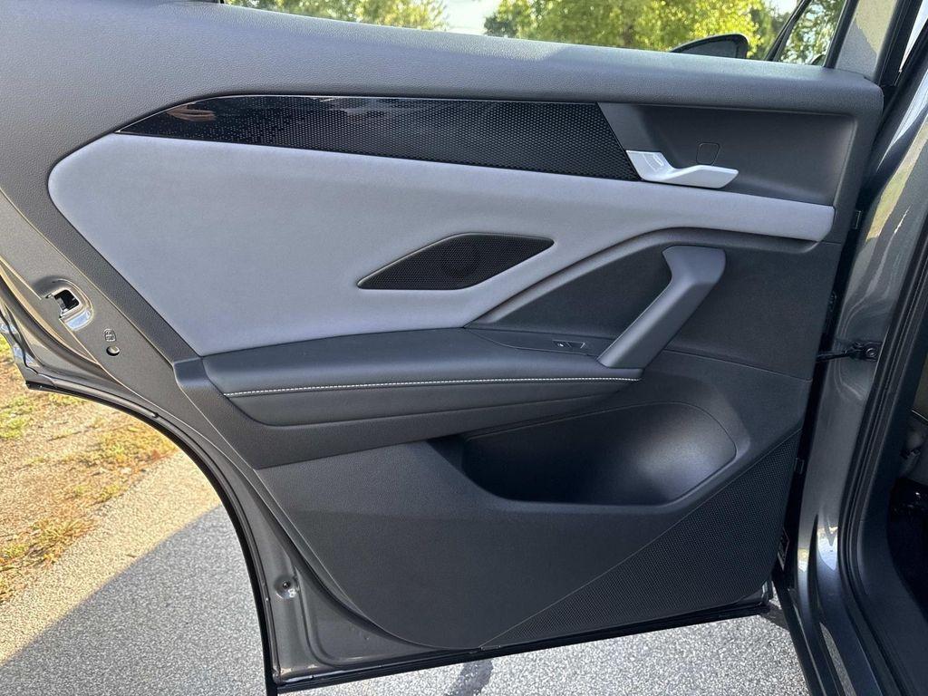 new 2025 Volkswagen Tiguan car, priced at $38,570