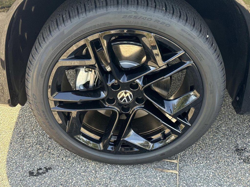 new 2025 Volkswagen Tiguan car, priced at $38,570