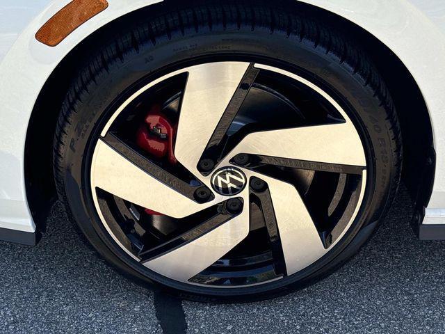 new 2025 Volkswagen Golf GTI car, priced at $33,322
