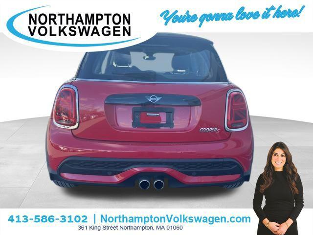 used 2022 MINI Hardtop car, priced at $24,360