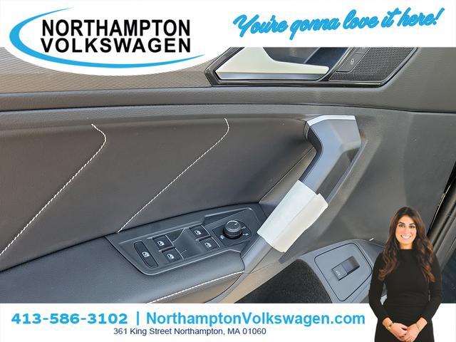 new 2024 Volkswagen Tiguan car, priced at $33,140