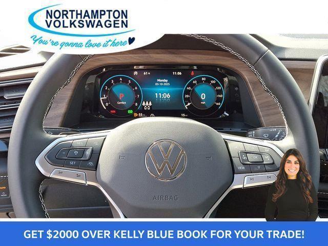 new 2025 Volkswagen Atlas car