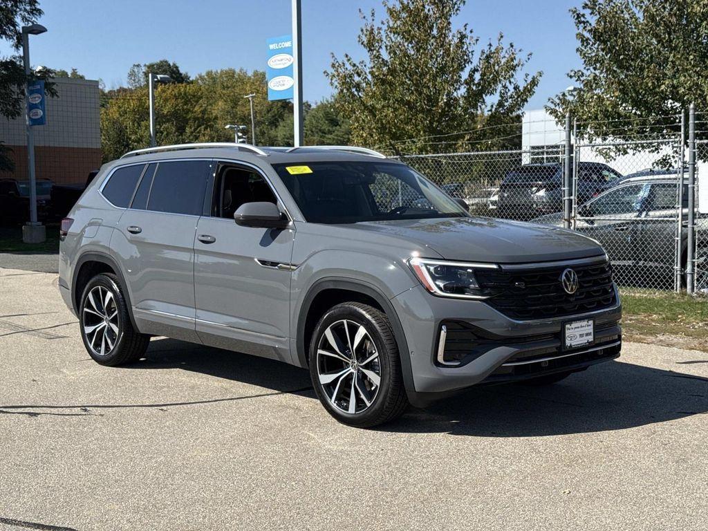 new 2026 Volkswagen Atlas car, priced at $55,714
