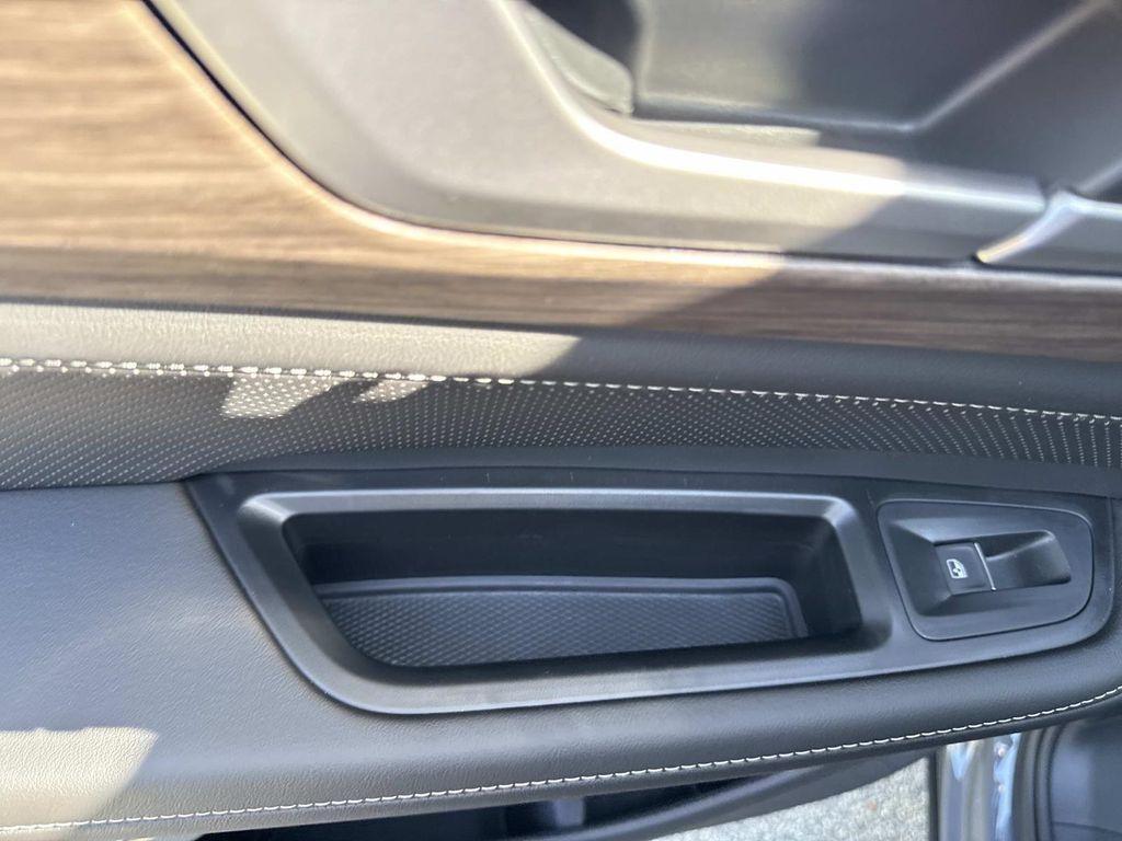 new 2026 Volkswagen Atlas car, priced at $55,714