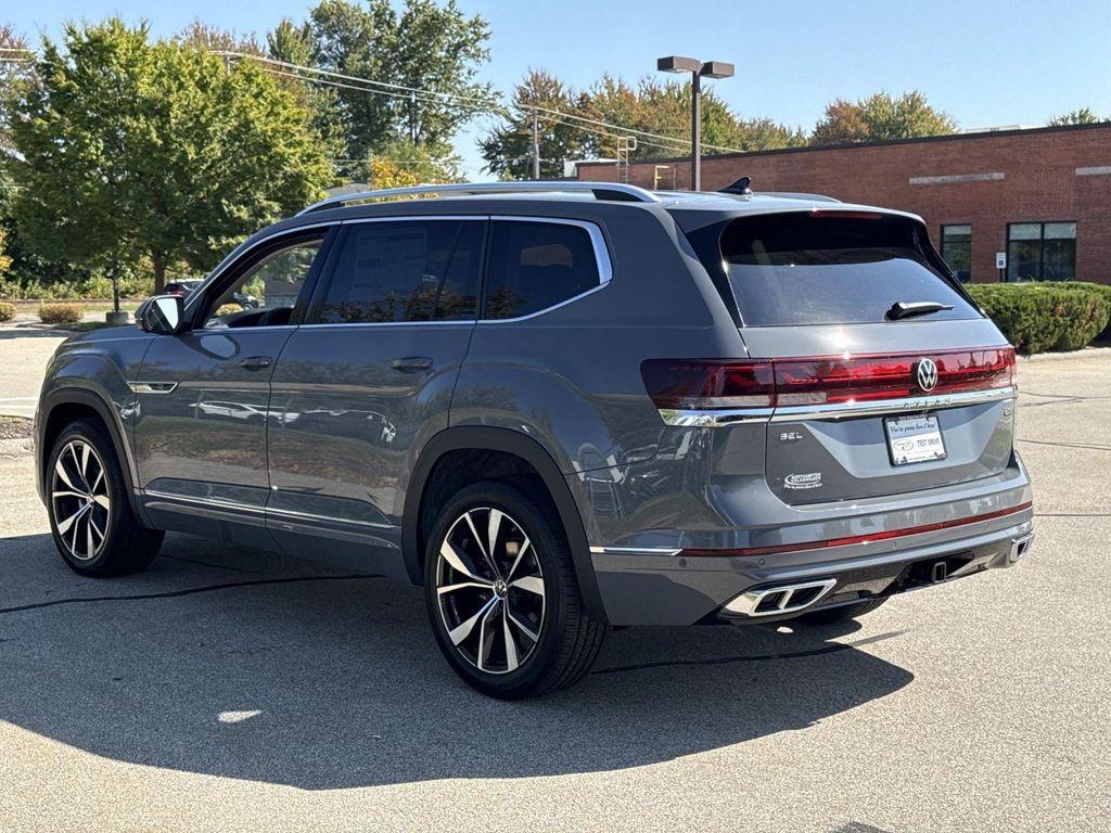 new 2026 Volkswagen Atlas car, priced at $55,714