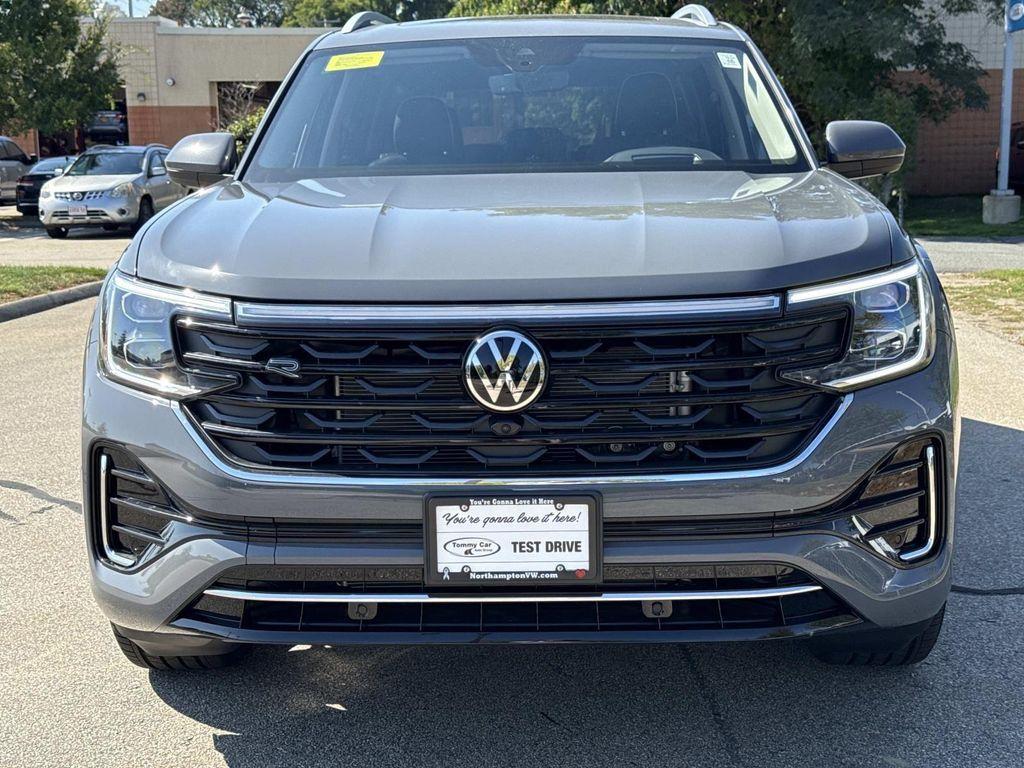 new 2026 Volkswagen Atlas car, priced at $55,714