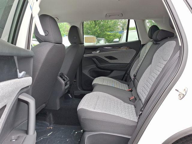 new 2025 Volkswagen Tiguan car, priced at $30,634